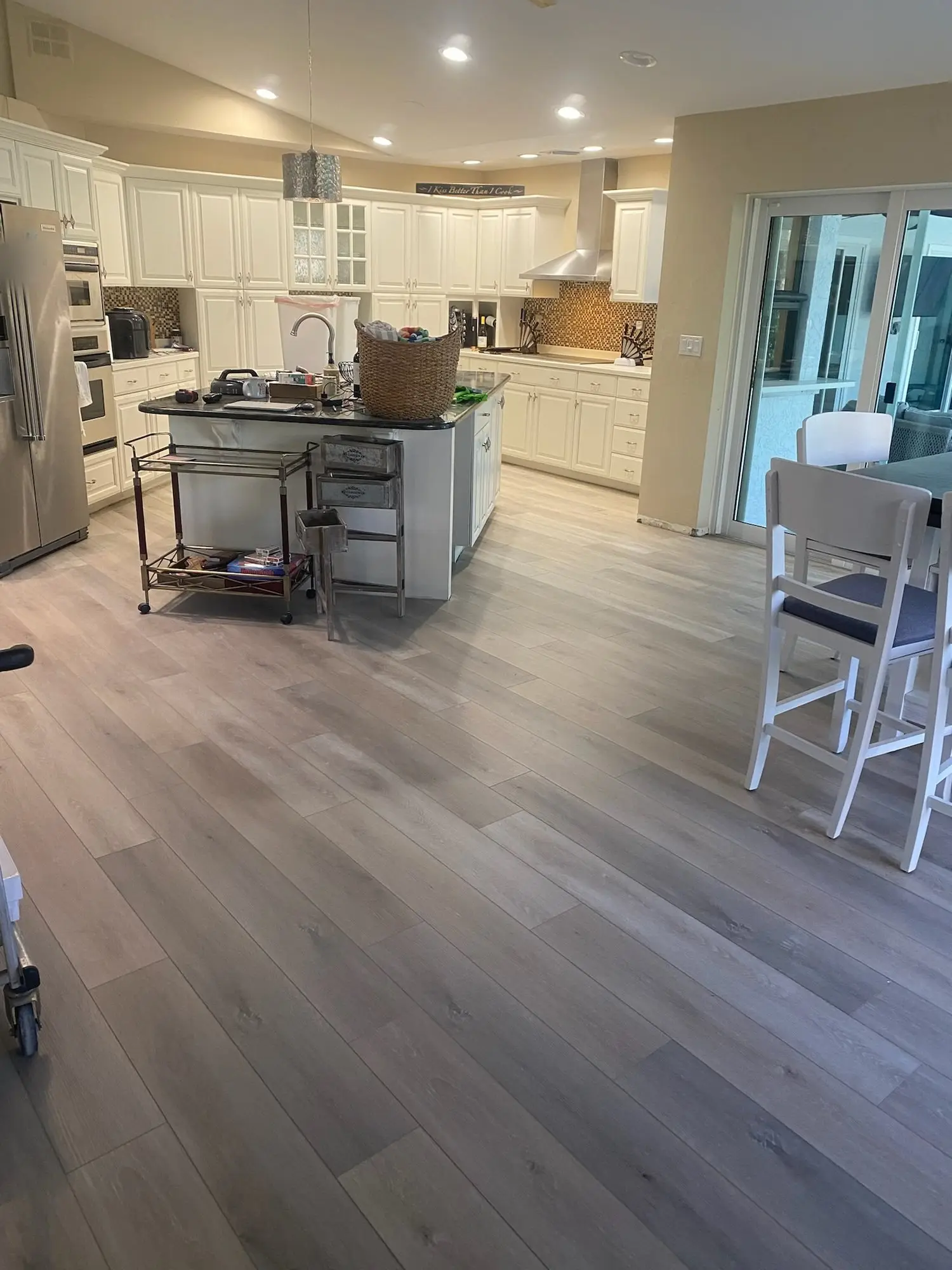 Vinyl plank (LVP) by Rauen Floor